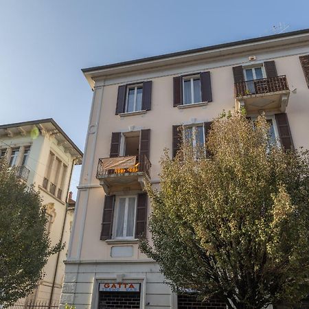 Casa Vacanza Dimora Vincenza Luino Eksteriør bilde